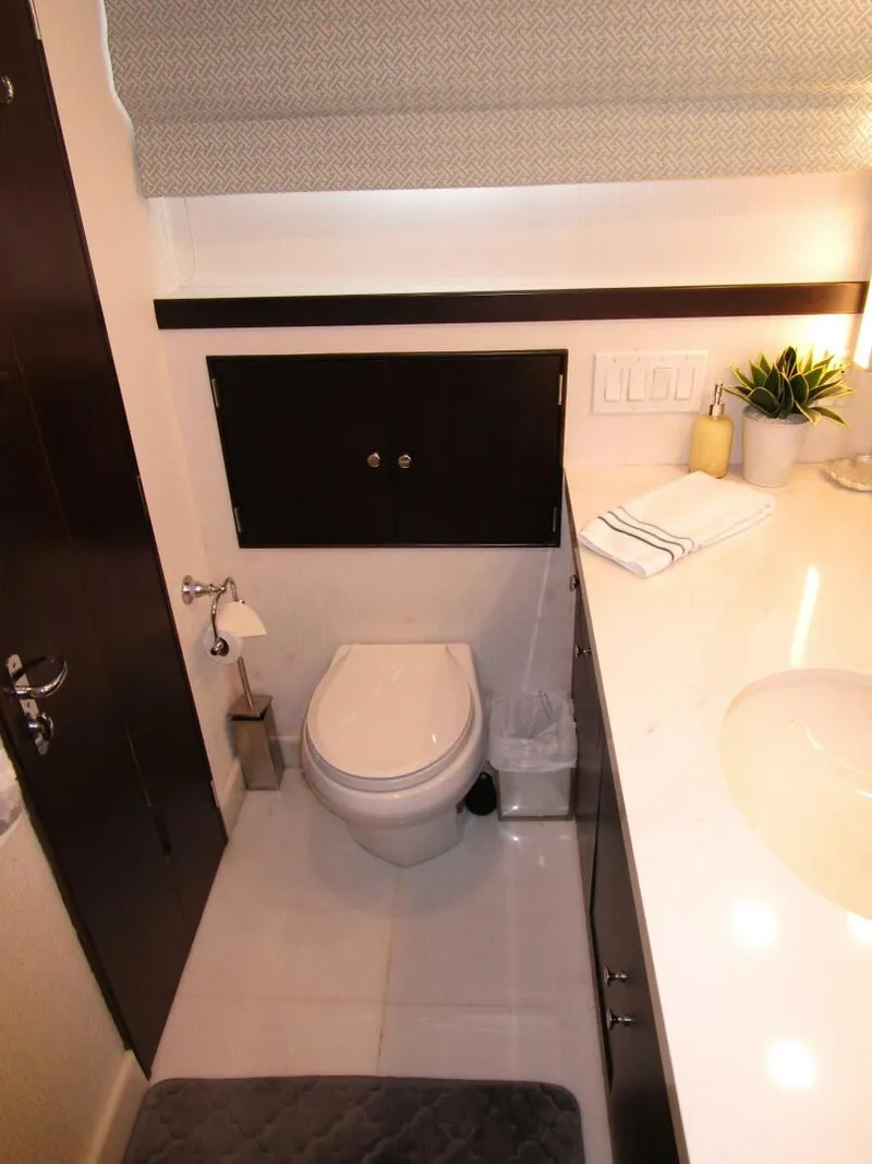 Slide: The Image of Her Head  - 4918800