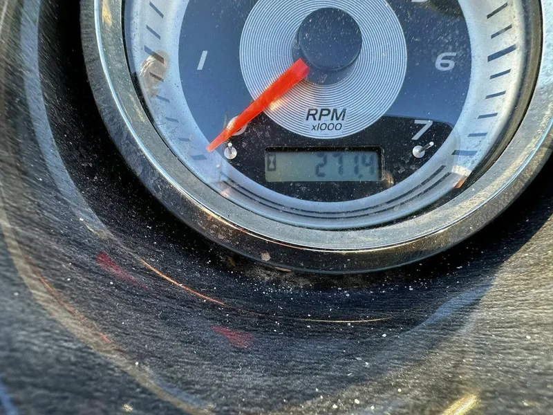 Slide: The Image of Tahoe LTZ 2285 ENT Tritoon 2022 - 4871149