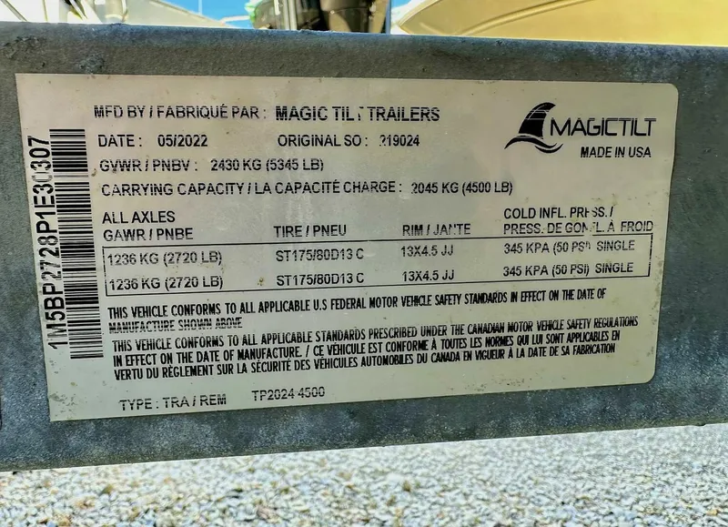 Slide: The Image of Tahoe LTZ 2285 ENT Tritoon 2022 - 4871162