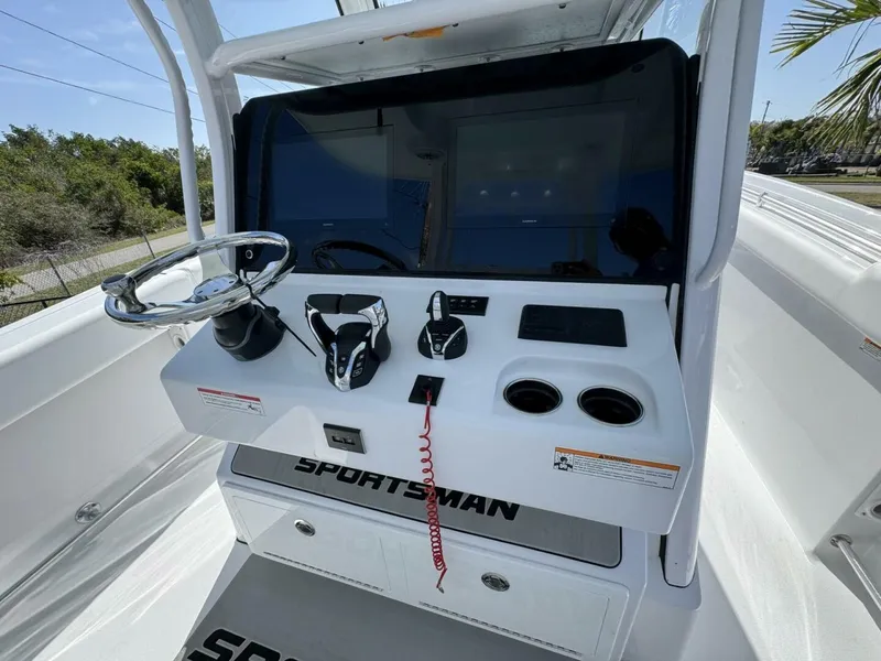 Slide: The Image of Sportsman 302cc 2025 - 5089931