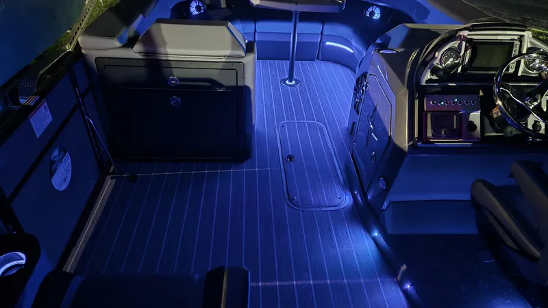 Slide: The Image of 2023 Berkshire 25UL STS 3.0+ night deck - 5144876