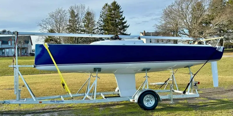 Slide: The Image of J/7 - New for 2025 Trailerable - 4911751