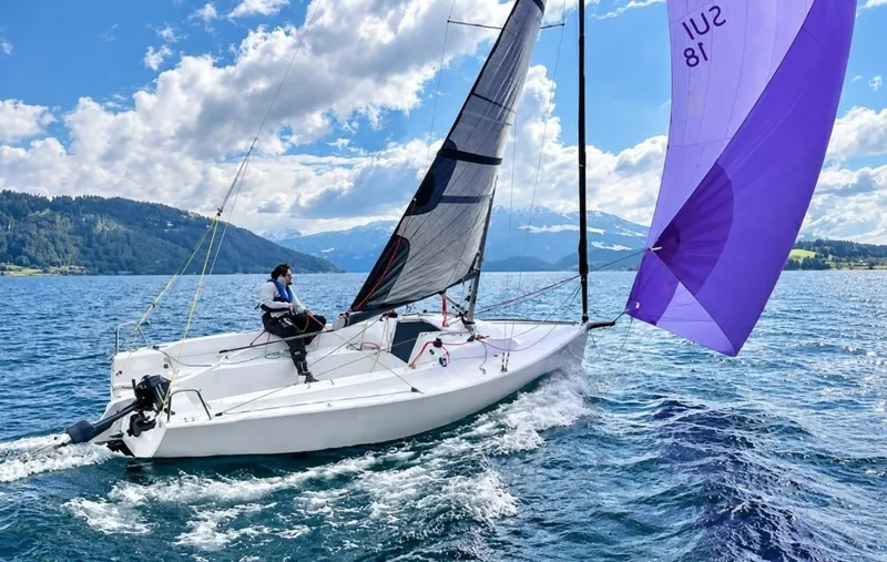 Slide: The Image of J Boats J/7 - 7720138