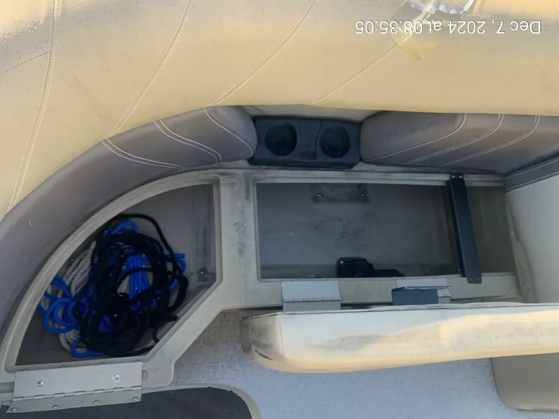 Slide: The Image of Sylvan Mirage 8522 2021 - 4872067