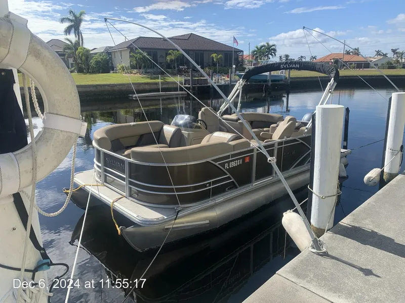 Slide: The Image of Sylvan Mirage 8522 2021 - 4872055