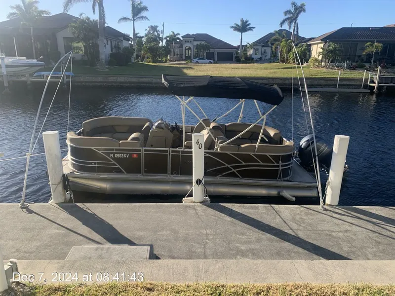 Slide: The Image of Sylvan Mirage 8522 2021 - 4872077