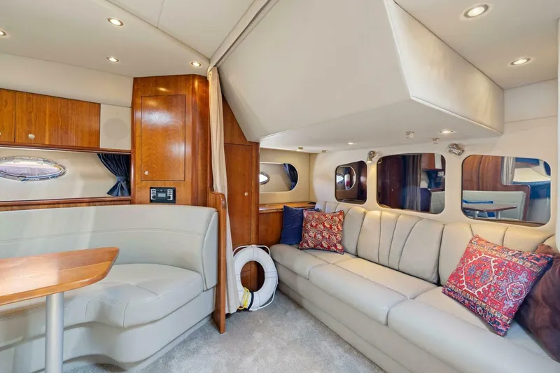 Slide: The Image of Cruisers Yachts 370 Express 2006 - 4872310