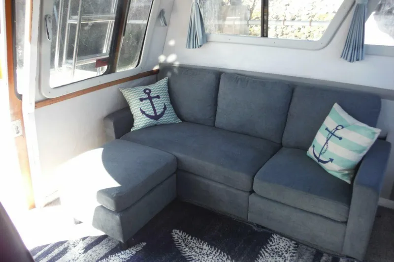 Slide: The Image of Mediterranean 38 Sport Fish 1990 - 4872336