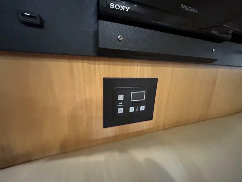 Slide: The Image of 2002 Tiara 3800 Open Native Dancer - 4872495