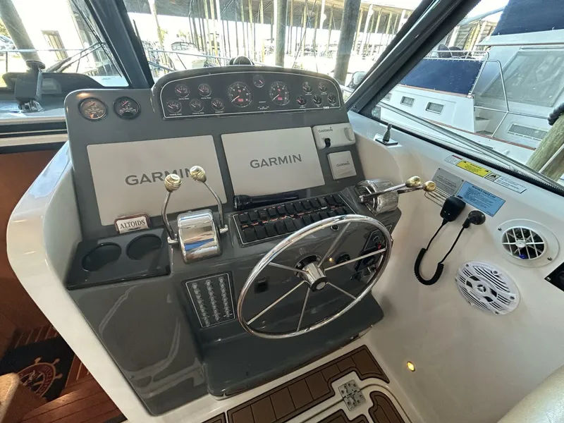 Slide: The Image of 2002 Tiara 3800 Open Native Dancer - 4872508