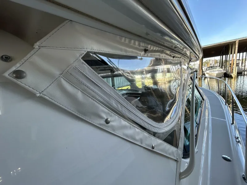 Slide: The Image of 2002 Tiara 3800 Open Native Dancer - 4872520