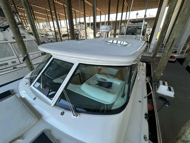 Slide: The Image of 2002 Tiara 3800 Open Native Dancer - 4872527