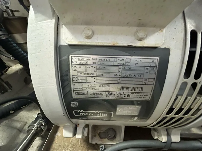 Slide: The Image of 2002 Tiara 3800 Open Native Dancer - 4872540