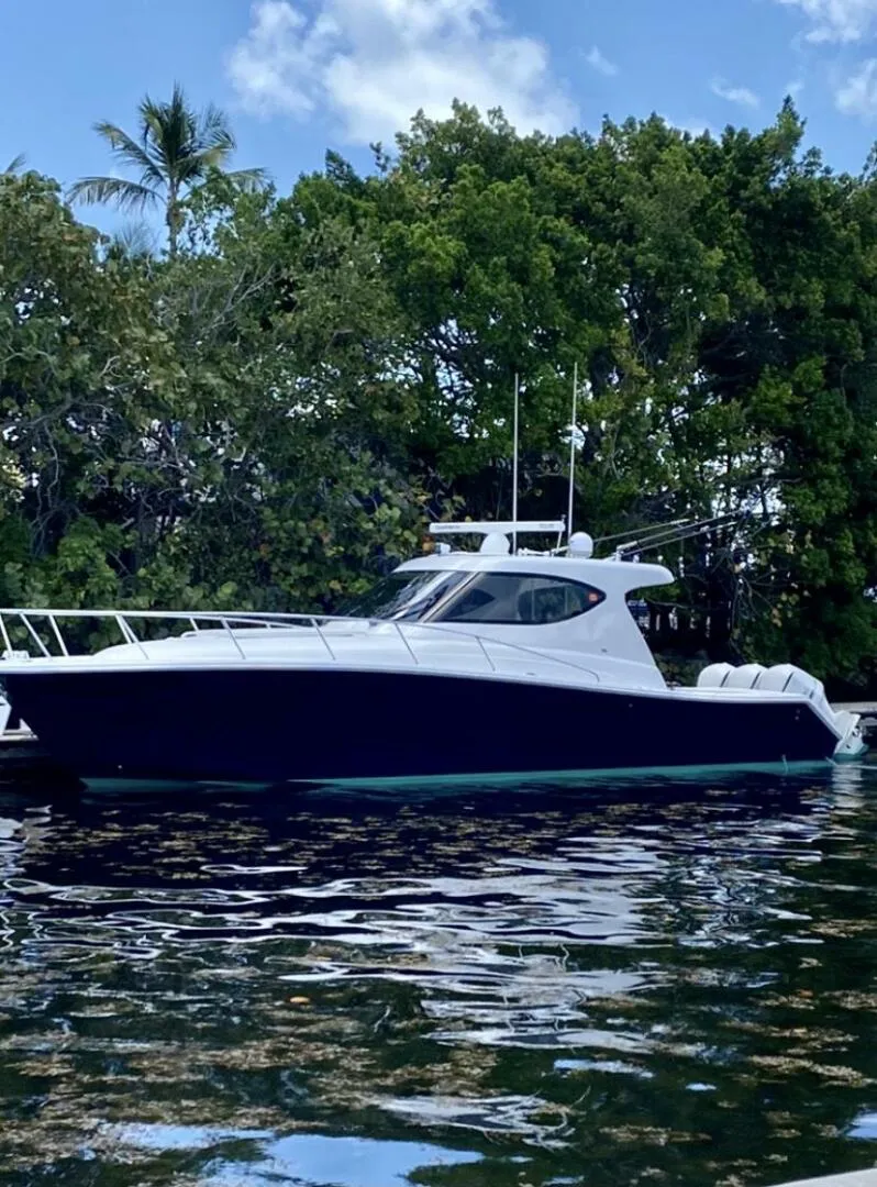 Slide: The Image of Jupiter SportBridge Reel Life is a very clean boat. Ready to go. - 4872814