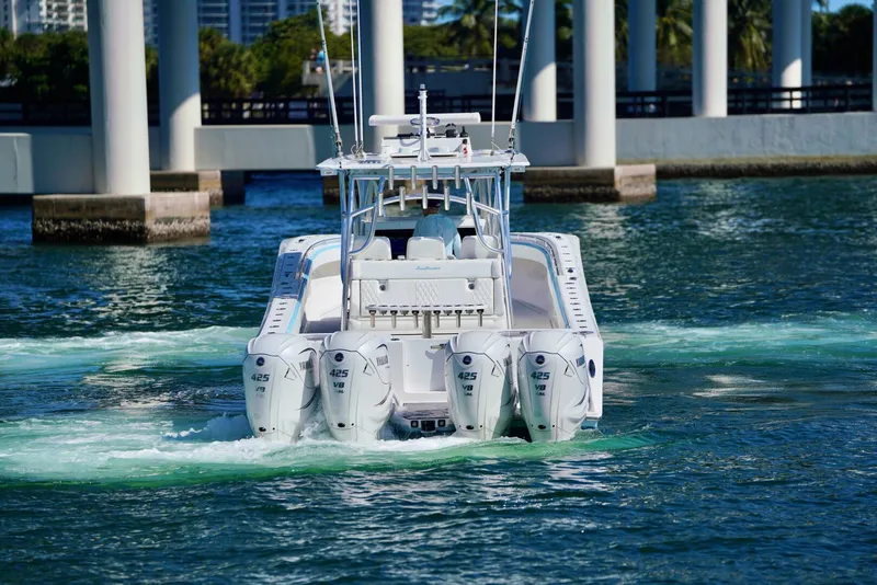 Slide: The Image of Sea Hunter 46 2020 - 4872999