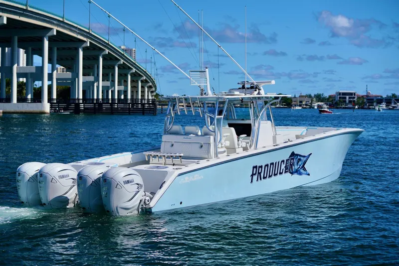 Slide: The Image of Sea Hunter 46 2020 - 4873017