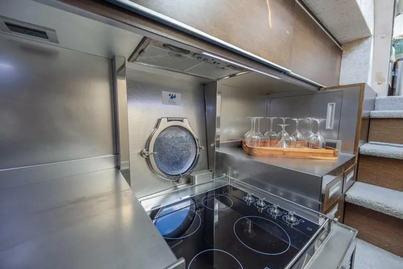 Slide: The Image of Azimut 68S 2009 - 4874163