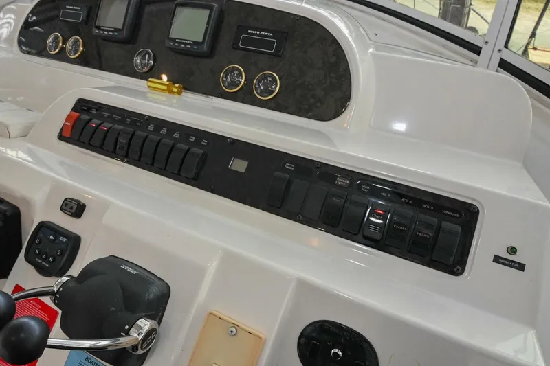 Slide: The Image of Cruisers 5000 Sedan Sport 2002 - 4874470