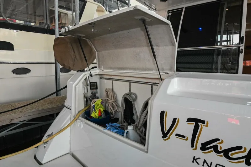 Slide: The Image of Cruisers 5000 Sedan Sport 2002 - 4874375