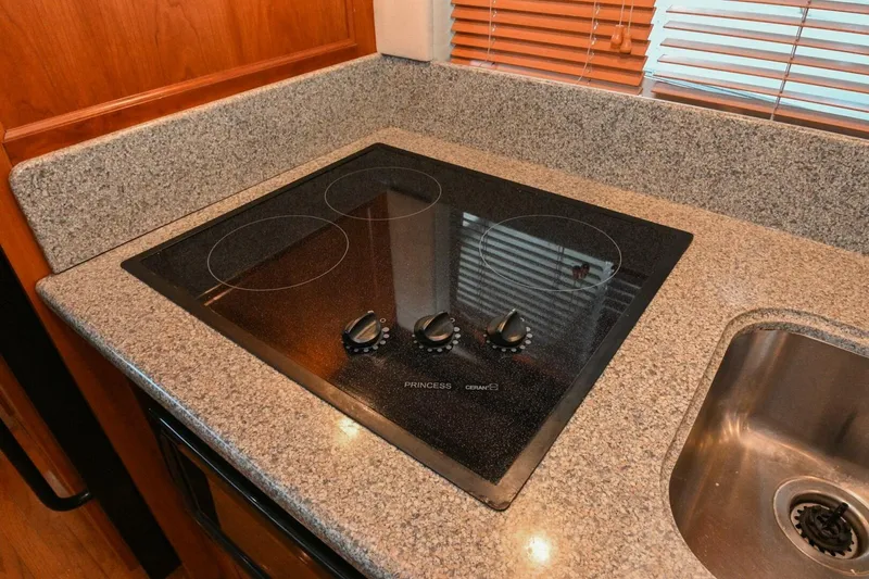 Slide: The Image of Cruisers 5000 Sedan Sport 2002 - 4874397