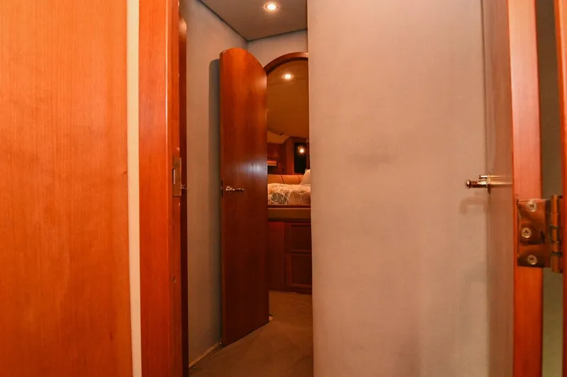 Slide: The Image of Cruisers 5000 Sedan Sport 2002 - 4874419