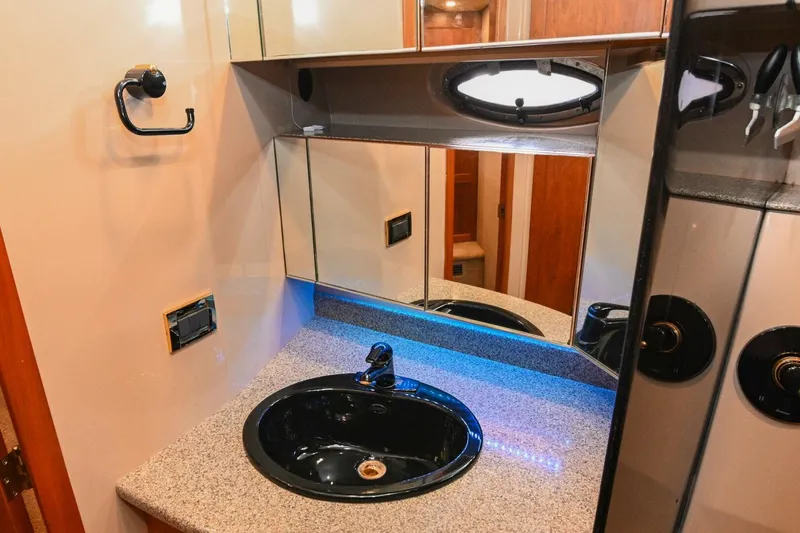 Slide: The Image of Cruisers 5000 Sedan Sport 2002 - 4874444