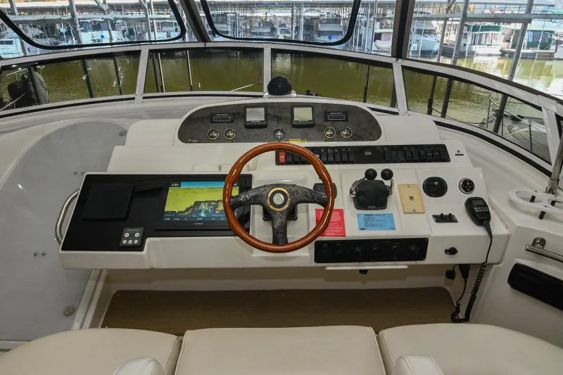 Slide: The Image of Cruisers Yachts 5000 Sedan Sport 2002 - 4874463