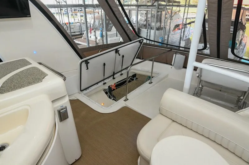 Slide: The Image of Cruisers Yachts 5000 Sedan Sport 2002 - 4874473