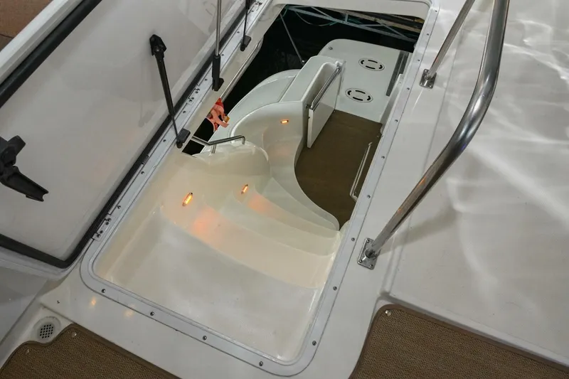 Slide: The Image of Cruisers Yachts 5000 Sedan Sport 2002 - 4874474