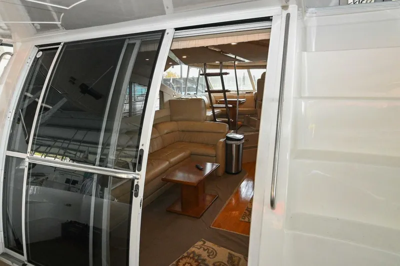 Slide: The Image of Cruisers Yachts 5000 Sedan Sport 2002 - 4874380