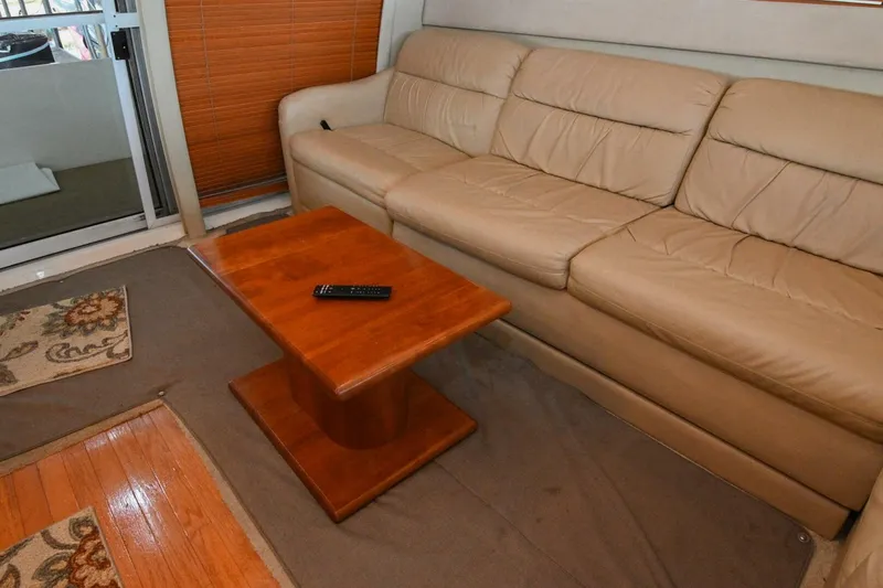 Slide: The Image of Cruisers Yachts 5000 Sedan Sport 2002 - 4874388