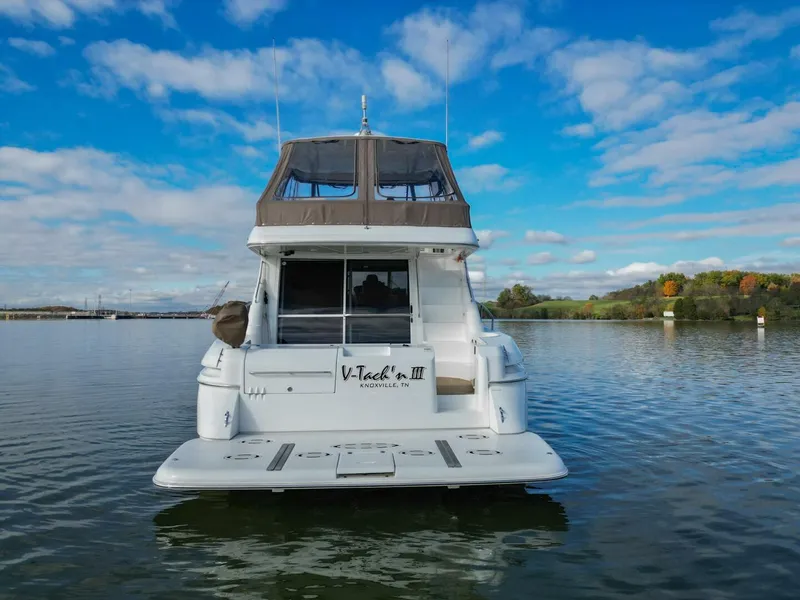 Slide: The Image of Cruisers Yachts 5000 Sedan Sport 2002 - 4874361