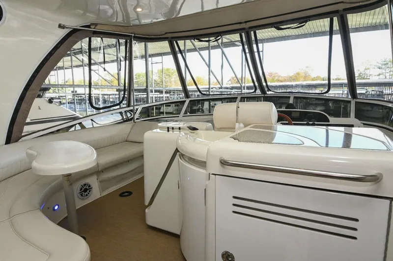 Slide: The Image of Cruisers Yachts 5000 Sedan Sport 2002 - 4874452