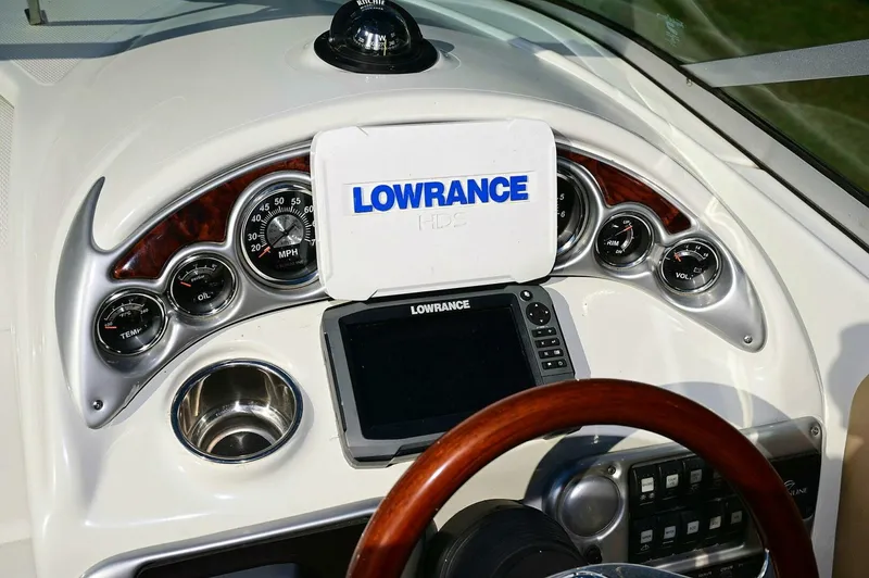 Slide: The Image of Crownline Boats 236 SC 2015 - 4876268