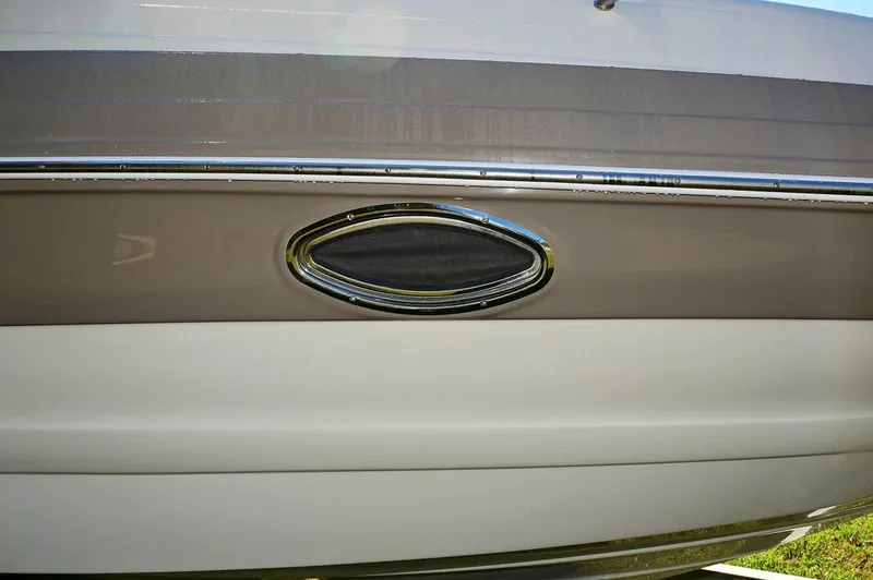 Slide: The Image of Crownline Boats 236 SC 2015 - 4874549