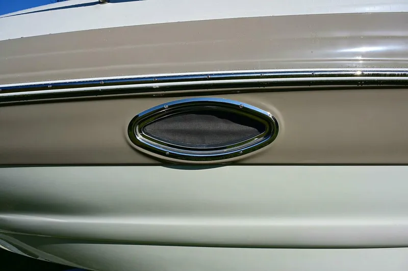 Slide: The Image of Crownline Boats 236 SC 2015 - 4874551