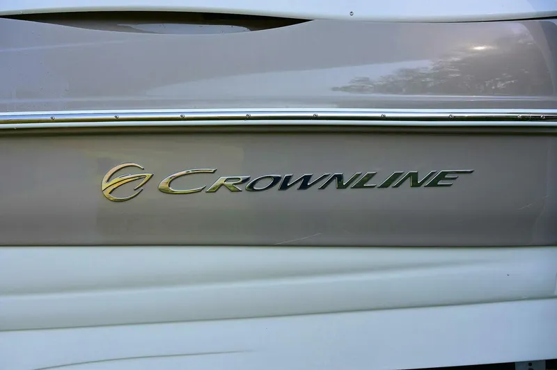 Slide: The Image of Crownline Boats 236 SC 2015 - 4874563