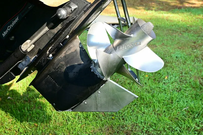 Slide: The Image of Crownline Boats 236 SC 2015 - 4874532