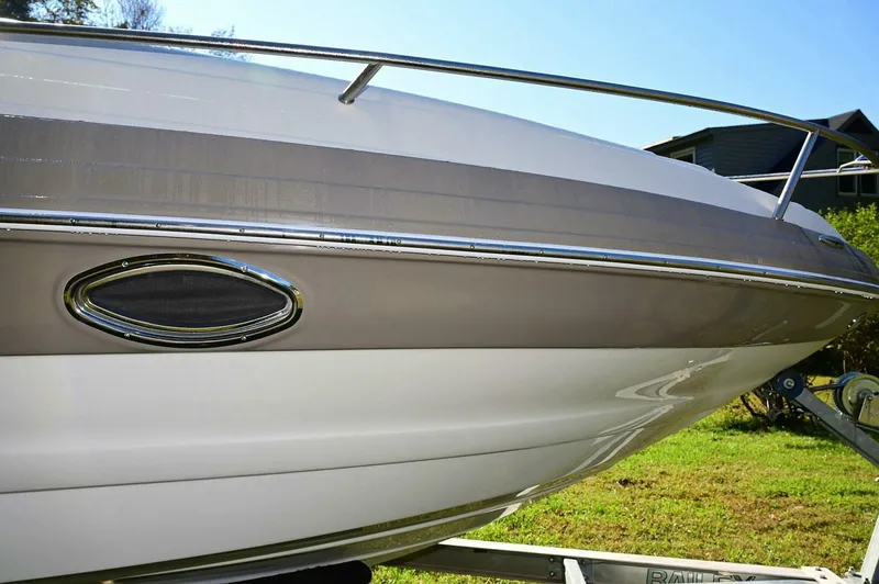 Slide: The Image of Crownline Boats 236 SC 2015 - 4874582