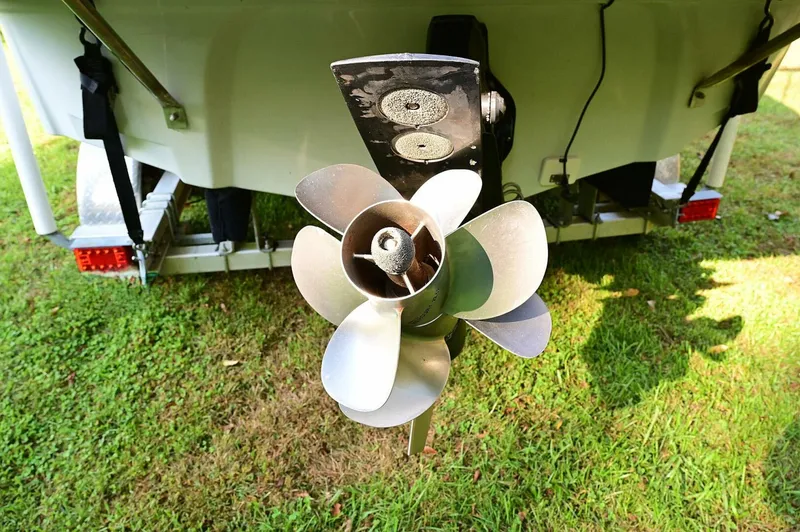 Slide: The Image of Crownline Boats 236 SC 2015 - 4874585