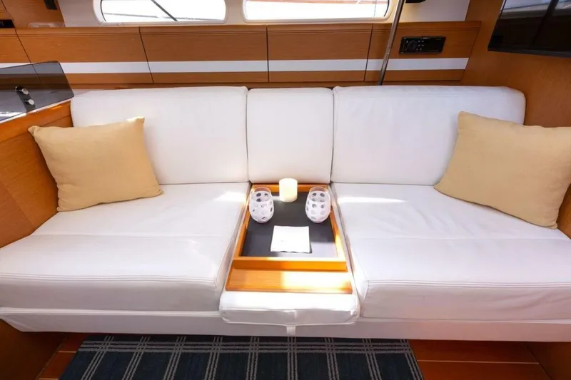 Slide: The Image of Jeanneau 53DS 2015 - 4876329