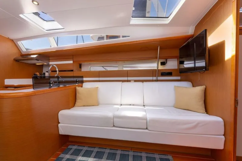 Slide: The Image of Jeanneau 53DS 2015 - 4876339