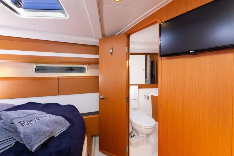 Slide: The Image of Jeanneau 53DS 2015 - 4876351