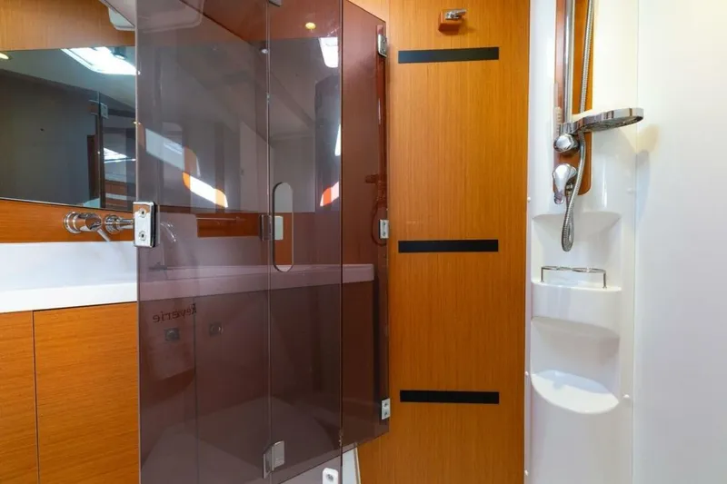 Slide: The Image of Jeanneau 53DS 2015 - 4876354