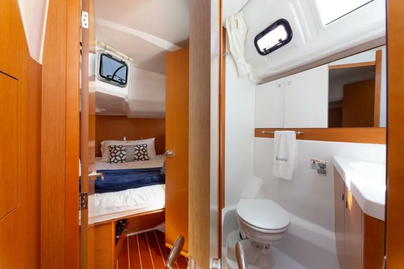 Slide: The Image of Jeanneau 53DS 2015 - 4876363