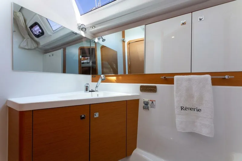 Slide: The Image of Jeanneau 53DS 2015 - 4876364