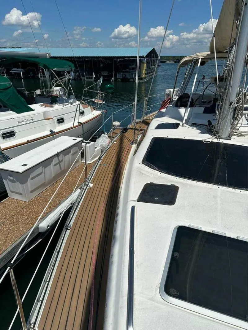 Slide: The Image of Hunter Passage 42 1991 - 4889357