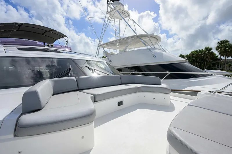 Slide: The Image of Princess 65 Gallant Lady - Bow 2018 Princess 65 Gallant Lady - 4874979