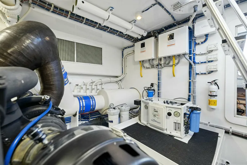 Slide: The Image of Hatteras M60 2016 - 4875323