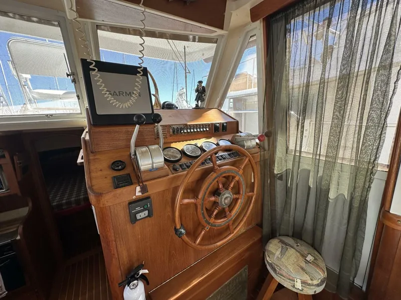 Slide: The Image of Mainship 43 2002 - 4875379